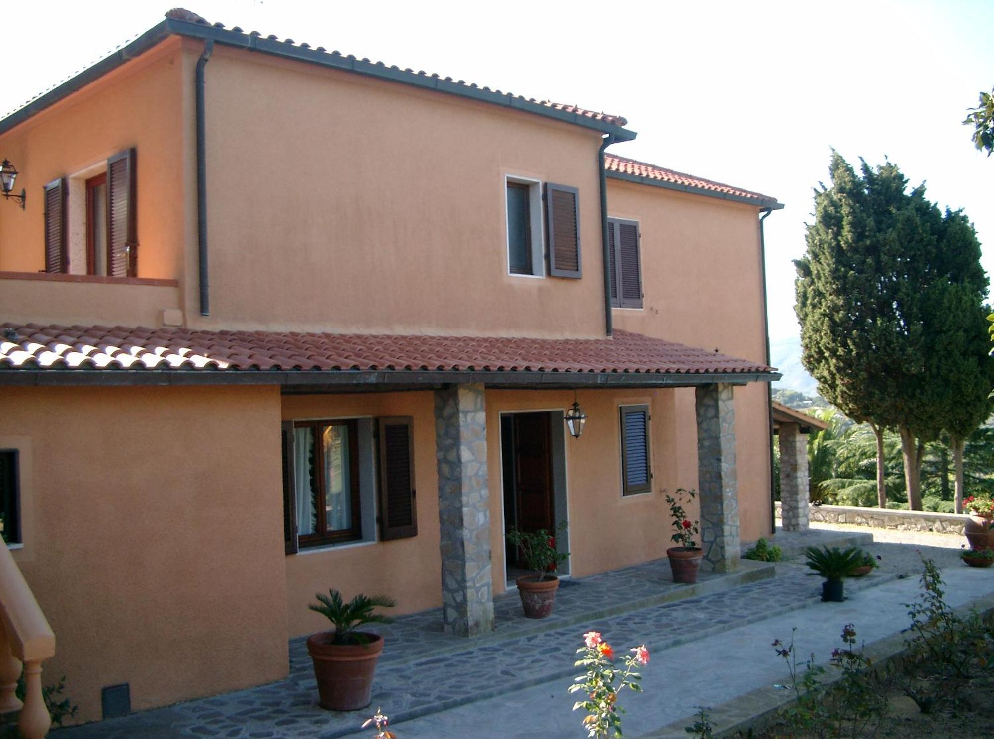 Aparthotel I Fiori Di Salici 3*