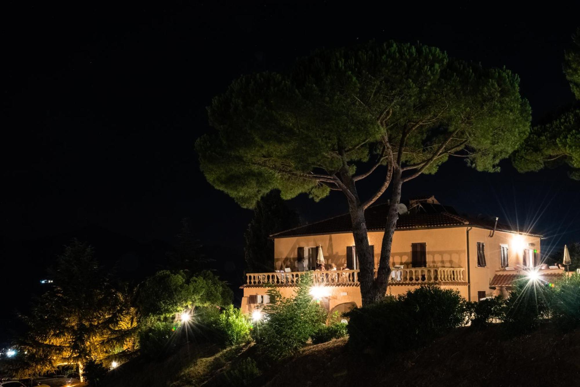 I Fiori Di Salici Aparthotel 3*